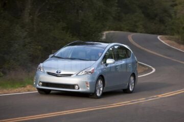 Toyota Prius V