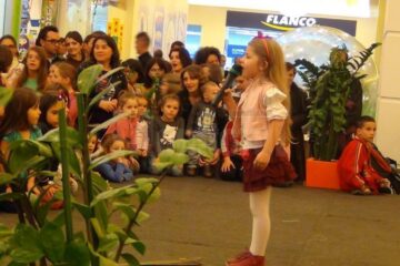 Copii de la Palatul Copiilor în spectacol la Iulius Mall
