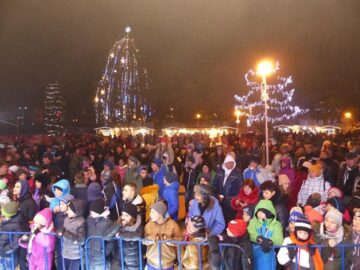 Public numeros la Serbările Zăpezii, al patrulea weekend