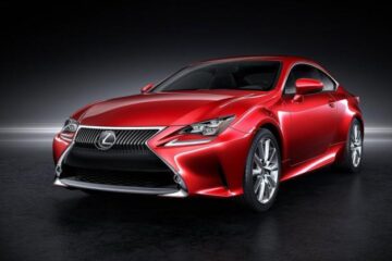 Lexus introduce noul coupe RC