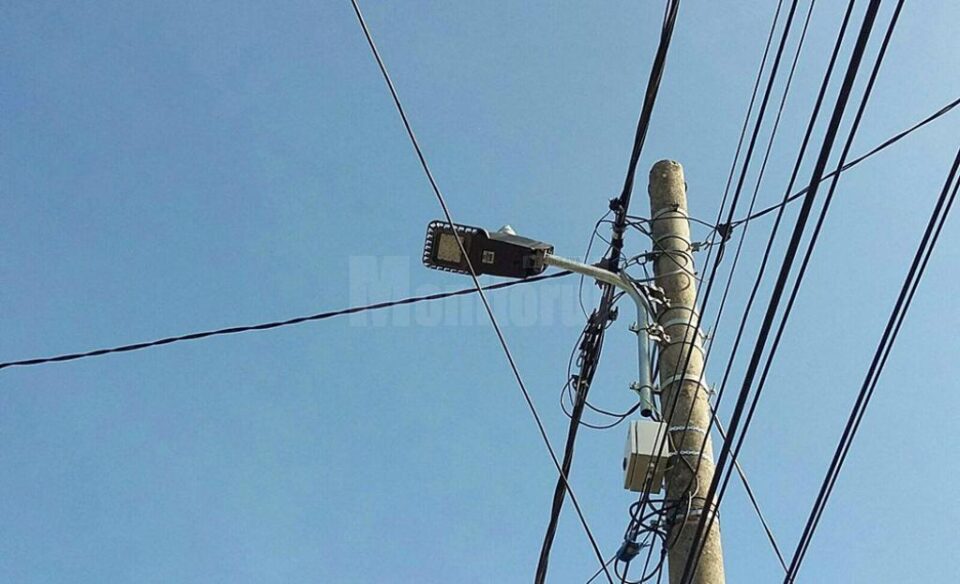 Peste 850 de corpuri de iluminat moderne, montate pe 60 de străzi din Suceava