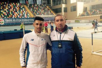 Andrei Dorin Rusu, alături de antrenorul său Cristian Prâsneac la Balcaniada din Turcia