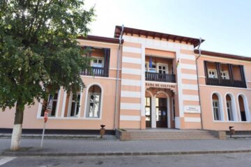 Casa de Cultură „Platon Pardău”