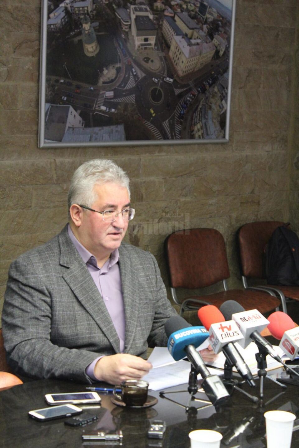 Ion Lungu: „Pentru prima dată în istorie, sau cel puțin de când sunt primar, avem 22 de locuințe libere la ANL, dar nu reușim să le repartizăm, toată lumea le refuză” Ion Lungu: „Pentru prima dată în istorie, sau cel puțin de când sunt primar, avem 22 de locuințe libere la ANL, dar nu reușim să le repartizăm, toată lumea le refuză”