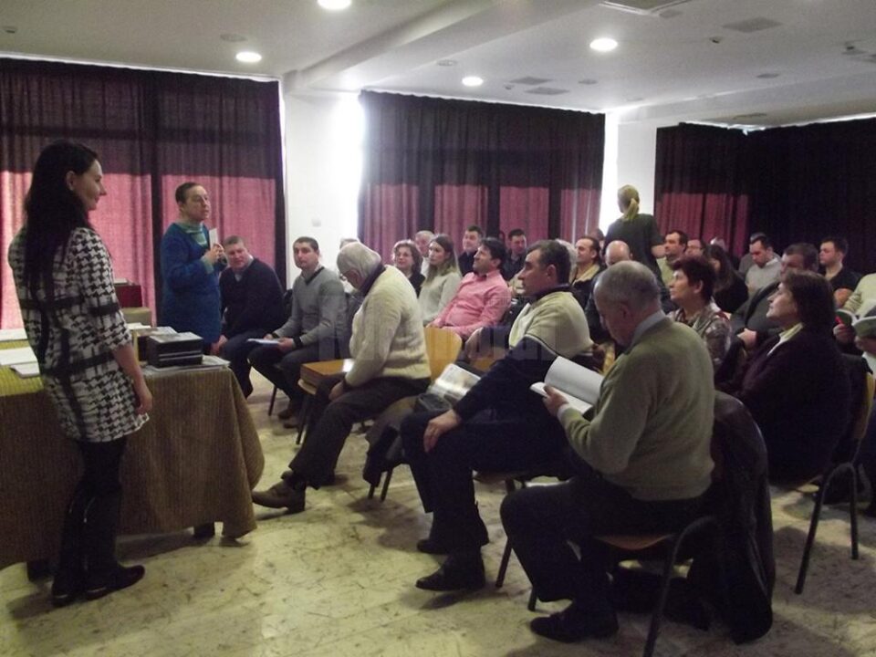 Instruirea coregrafilor grupurilor folclorice de amatori din județul Suceava