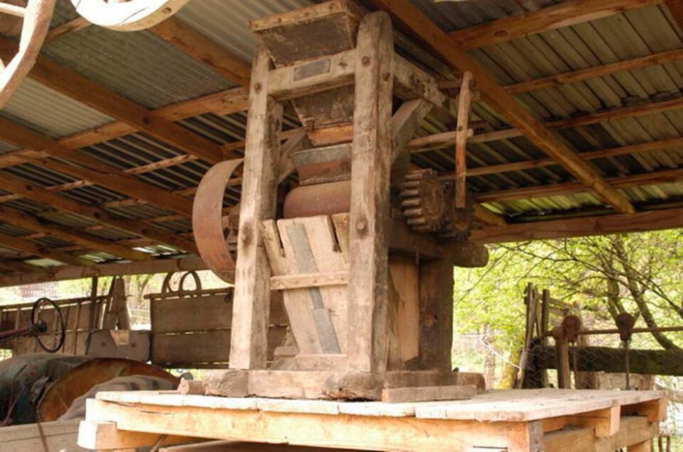 „Presa de ulei” „Presa de ulei”