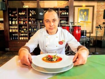 Concurenții de la „Chefi la cuțite” gătesc pentru suceveni, la restaurantul Centru Vechi