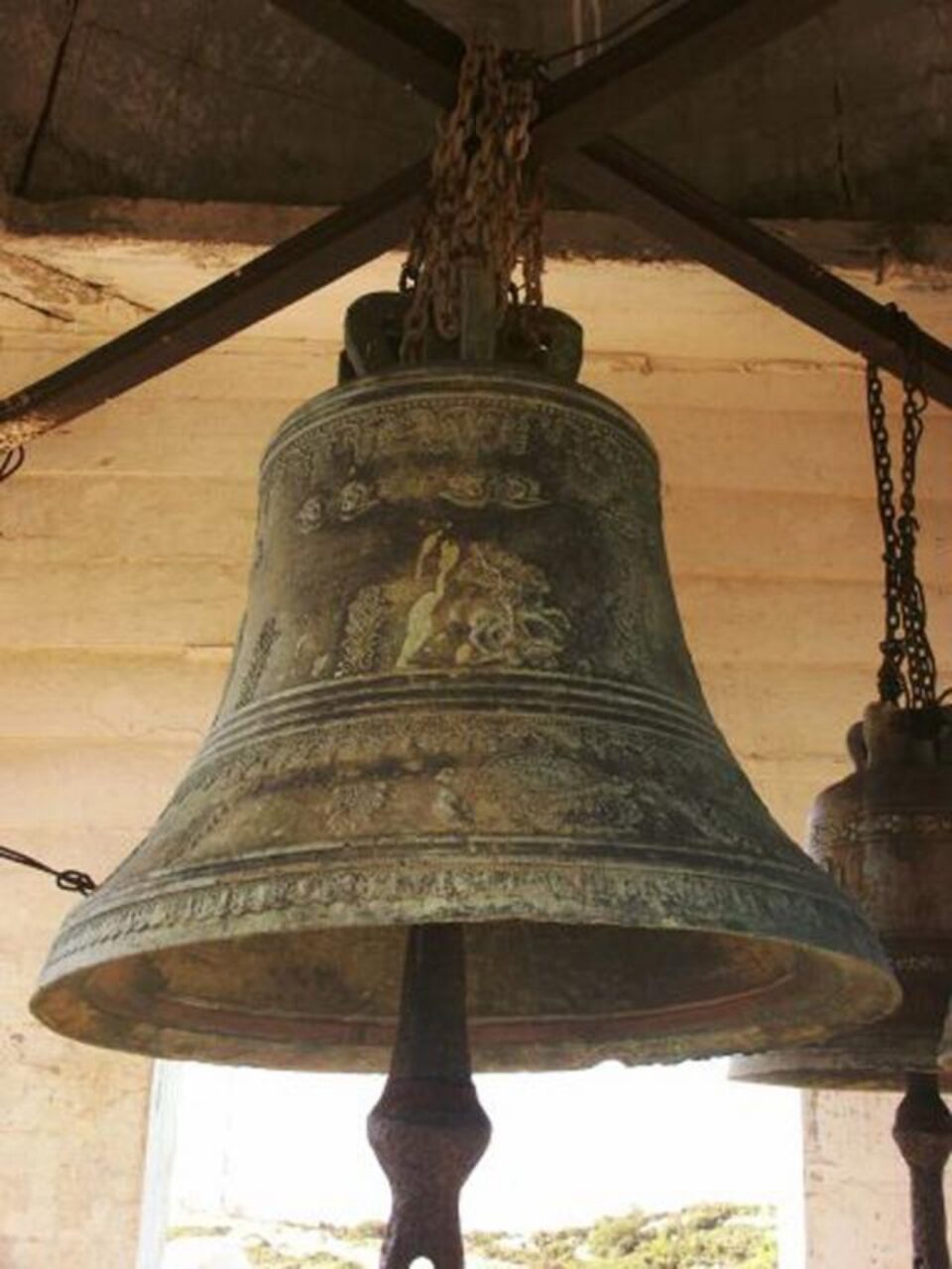 „Dela mănăstirea din Suceavă” „Dela mănăstirea din Suceavă”