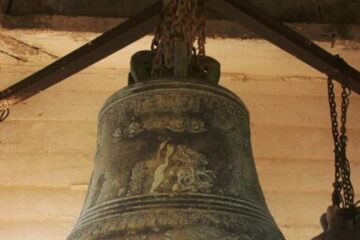 „Dela mănăstirea din Suceavă”