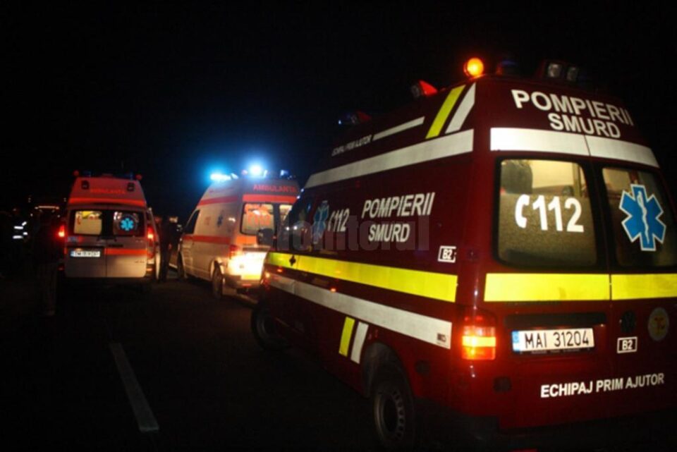 Toți cei patru ocupanți ai mașinii au ajuns la spital