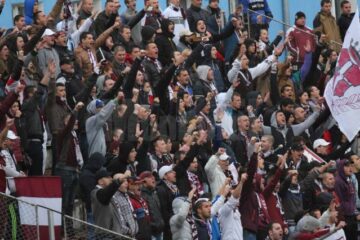 Galeria Rapidului a făcut spectacol la Suceava