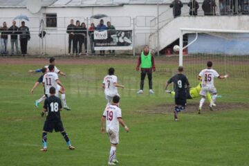 Cele două formații rapidiste au oferit un meci frumos în confruntarea de pe stadionul Areni