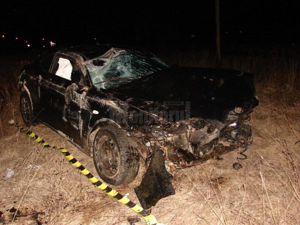 Mașina implicată în accident a suferit avarii grave