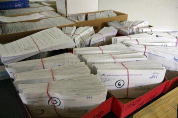 3.955 de suceveni nu au acceptat cardurile