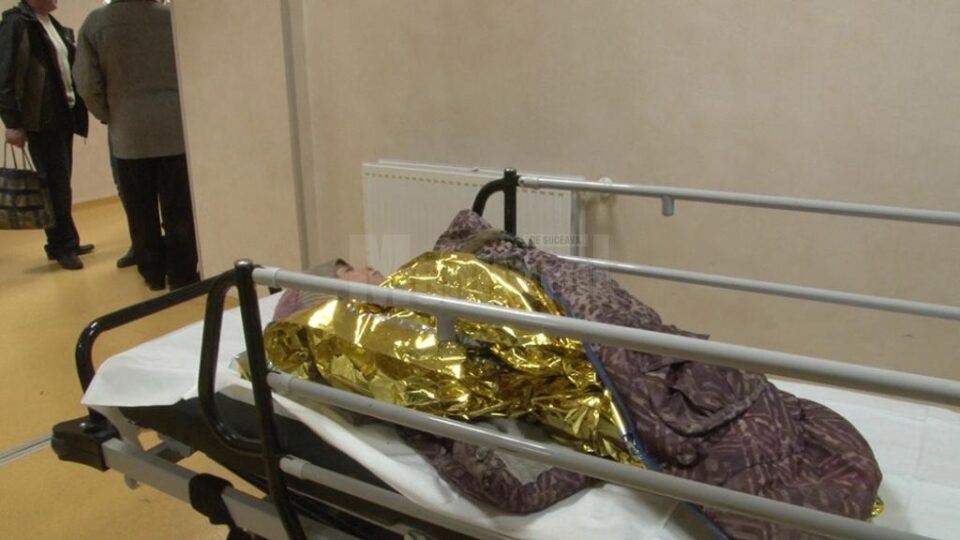Copilul de 4 ani a fost găsit, după o noapte întreagă de căutări, de un cioban și adus cu o ambulanță la Unitatea de Primire Urgențe
