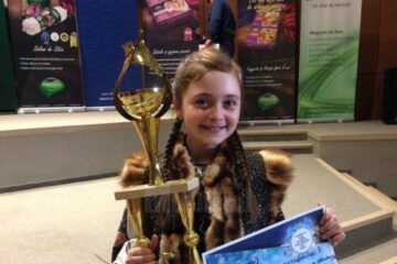 Emilia Petronela Frumușanu a obținut Trofeul Festivalului ,,Dansând cu Fulgii de Zăpadă”