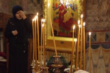 Părintele Cleopa: "Postul ajută pe creștin să facă rugăciunea mai cu ușurință"