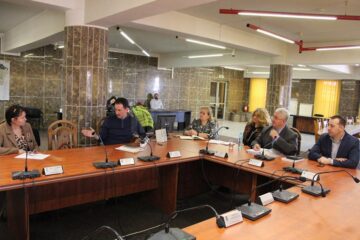 Dezbaterea publică a bugetului Sucevei pe 2017 a fost facută în prezența unui singur cetățean, din cartierul Obcini