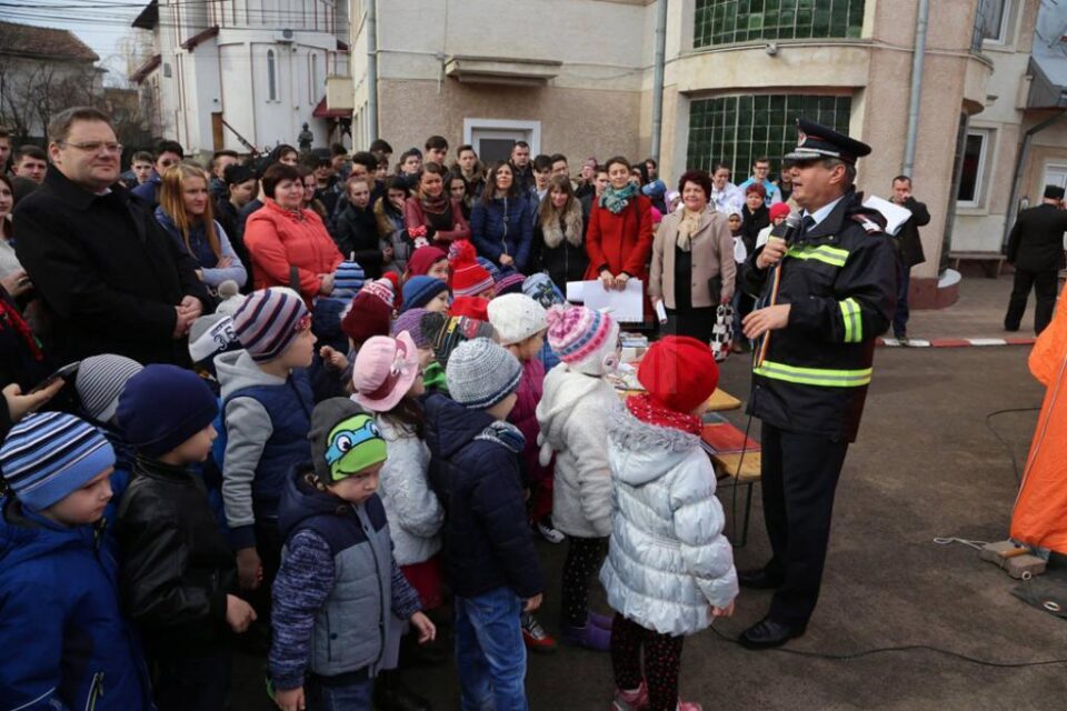 Ziua Protecției Civile, marcată cu porți deschise pentru mii de vizitatori
