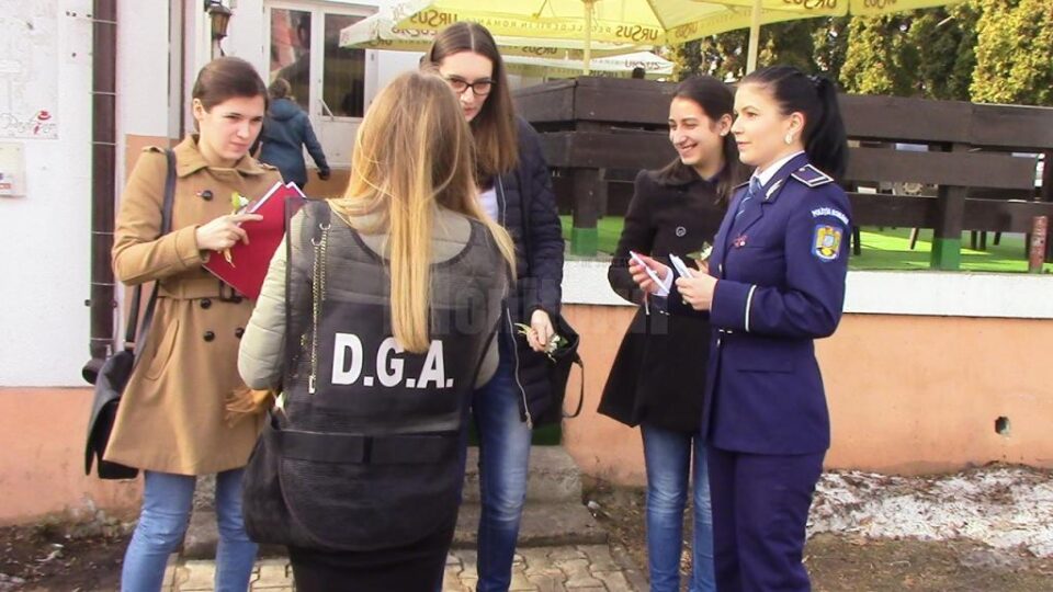 Acțiune în stradă cu mesaje preventive anticorupție