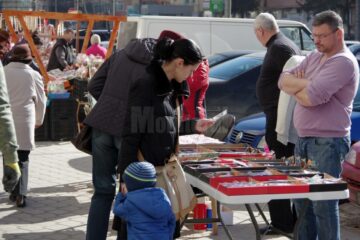 Aproape 60 de locații de vânzare a mărțișoarelor, autorizate în municipiul Suceava