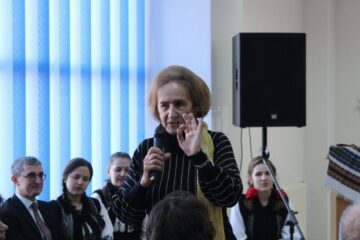 Sofia Vicoveanca a stat de vorbă cu elevii Liceului „Ion Nistor” Vicovu de Sus