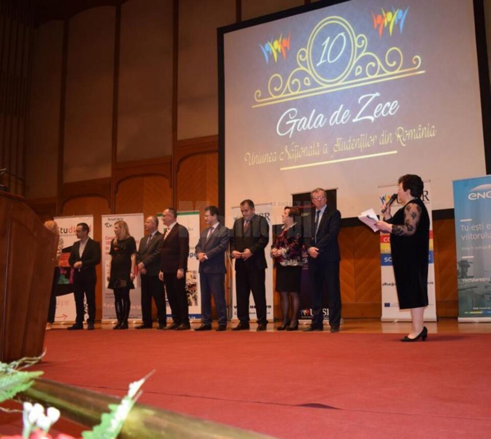 Gala de 10 a fost prezentată de profesoara Daniela Ceredeev