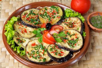 Despre cum să ne înfrânăm pântecele