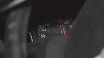 Acul kilometrajului din bordul autoturismului VW Golf