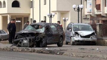 A murit la mai puțin de 14 ani. A fost spulberat de pe trotuar și aruncat peste 50 de metri, ca o păpușă, de o mașină condusă de un tânăr de 20 de ani