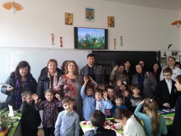 Viitorii elevi și părinții acestora au trecut pragul Școlii Nr. 1 Suceava