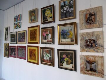 Expoziția „Miniaturi de Martie”, la Galeria de Artă „Ion Irimescu” Suceava