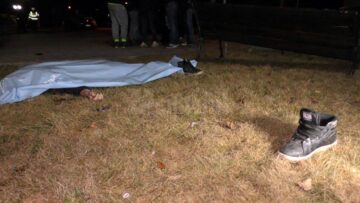 A murit la mai puțin de 14 ani. A fost spulberat de pe trotuar și aruncat peste 50 de metri, ca o păpușă, de o mașină condusă de un tânăr de 20 de ani
