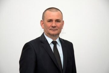 Primarul din Adâncata, Viorel Cucu