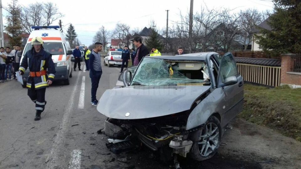 Accident cu trei răniți la Horodnic de Sus