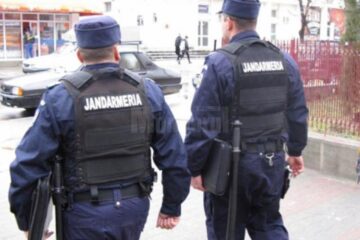 Primii care au intervenit la fața locului au fost jandarmii