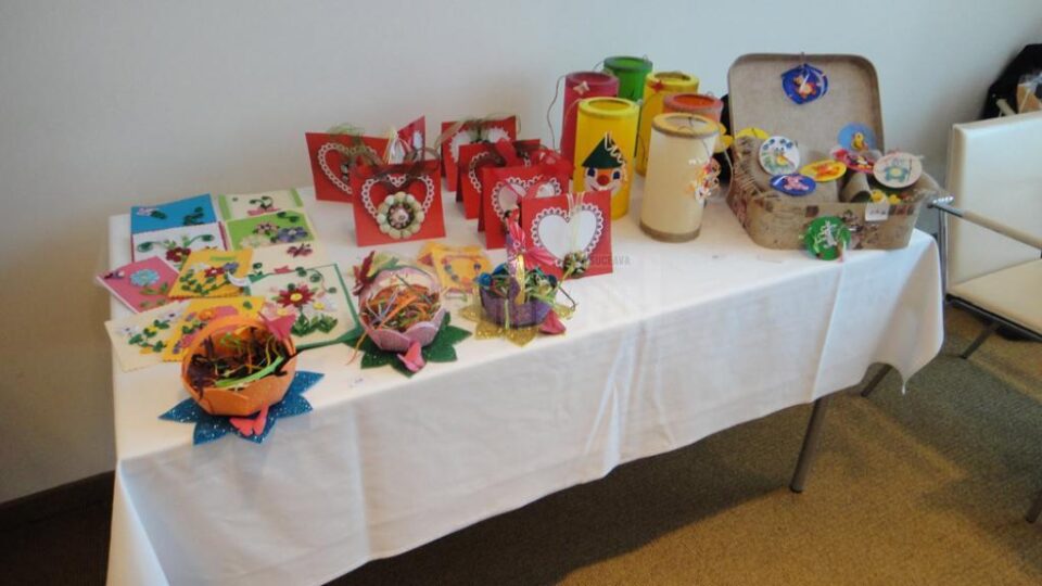 „Mărțișoare fără cuvinte” pregătite de elevii Liceului Tehnologic Special Bivolărie