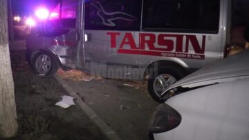 A patra ambulanță avariată într-un accident în acest an, aseară, la Milișăuți