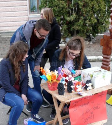 Acțiuni umanitare dedicate zilei de 8 Martie, la Fălticeni