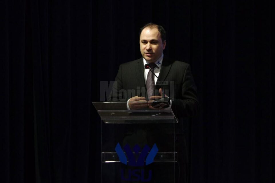 Prorectorul Mihai Dimian