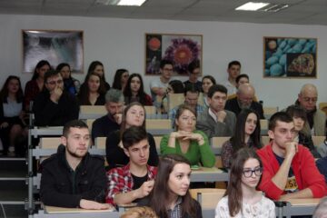 „Regimul politic al moralei”, prima conferință din cele 12 de la USV, sub genericul „Umanitate, omenie. Oameni pentru oameni”