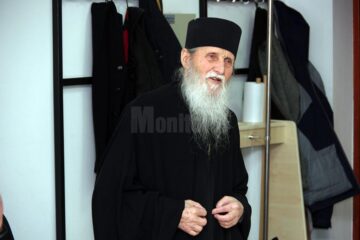 „Regimul politic al moralei”, prima conferință din cele 12 de la USV, sub genericul „Umanitate, omenie. Oameni pentru oameni”