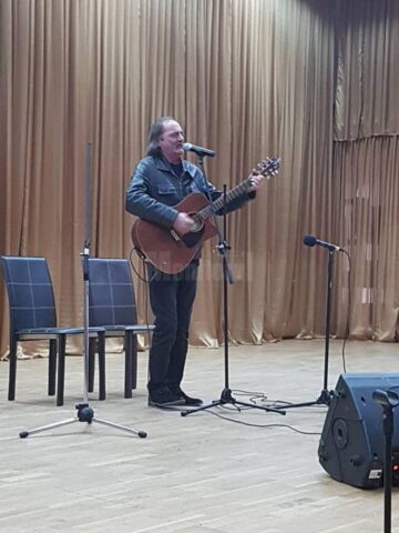Misionarii muzicii folk