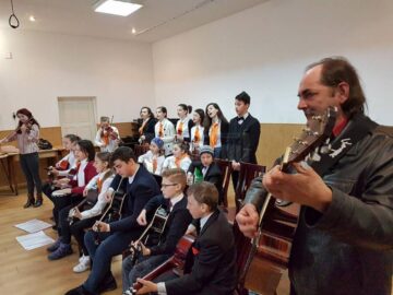 Valentin Moldovan, la Școala Gimnazială Neagra Șarului