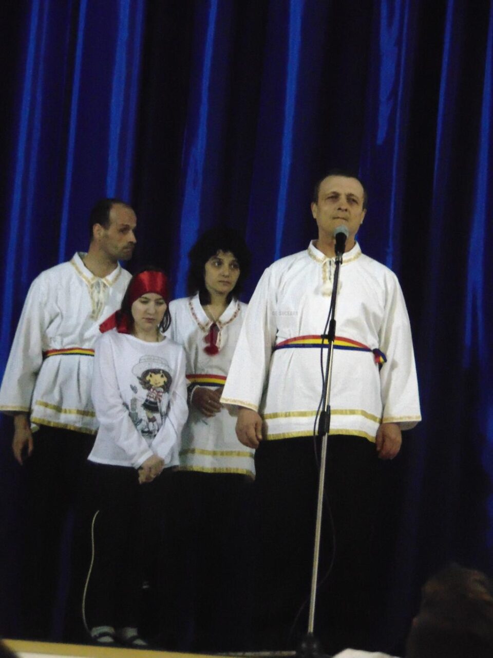 Spectacolul ,,Poezie și cântec pentru mama”, ediția I, la Mitocu Dragomirnei