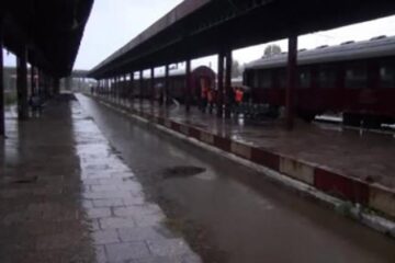 Traficul feroviar prin Punctul de Trecere a Frontierei (PTF) Vicșani a fost închis Foto: Pro TV