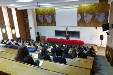 Ore de pregătire pentru liceeni, la USV