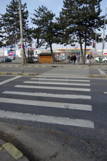 Desființarea trecerilor de pietoni de pe Calea Unirii și interzicerea accesului la stânga către Shopping City, printre măsurile de fluidizare a traficului rutier