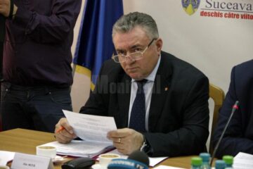 Ilie Niță explică ce lucrări sunt necesare pentru proiectul sălii polivalente din Suceava