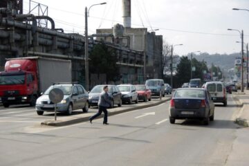 Desființarea trecerilor de pietoni de pe Calea Unirii și interzicerea accesului la stânga către Shopping City, printre măsurile de fluidizare a traficului rutier